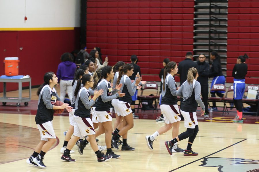 Varsity Girls Basketball Defeat Diamond Ranch