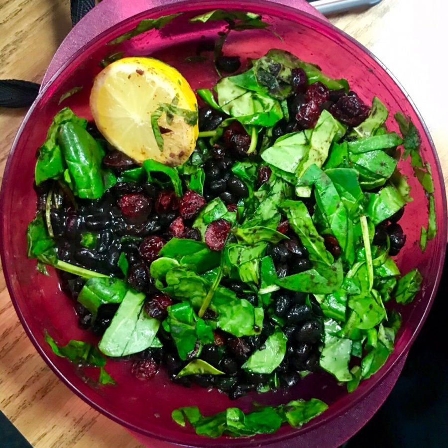 Vegan Lunch Recipe: Spinach Salad