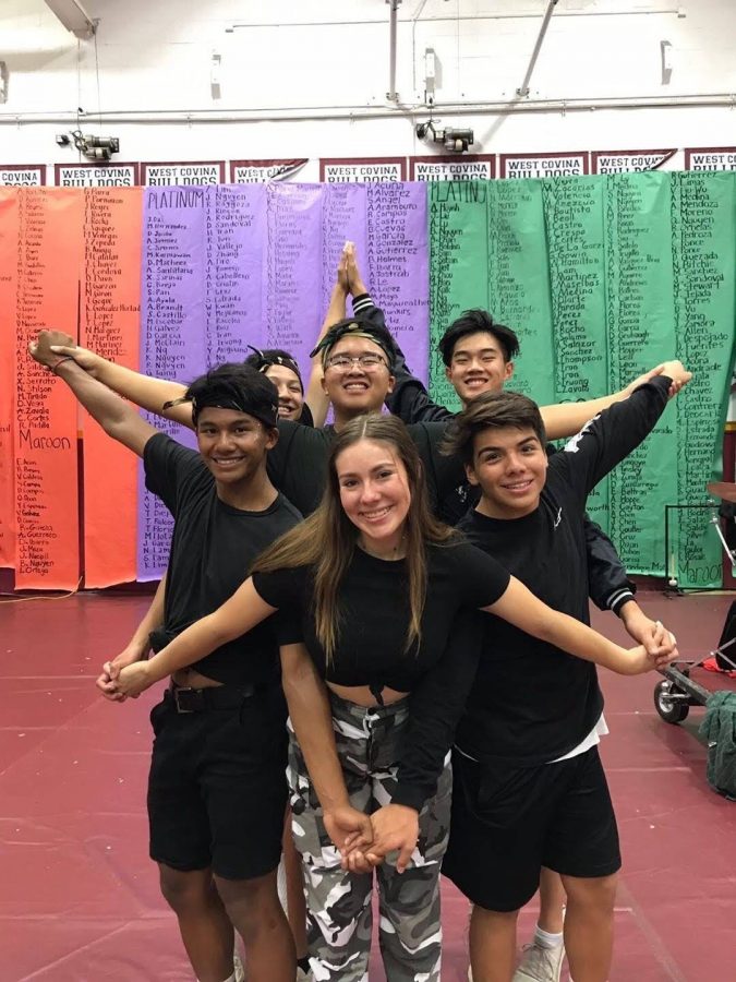 Jocelyn Mendoza and her group “Spice” recreating the famous star group pose