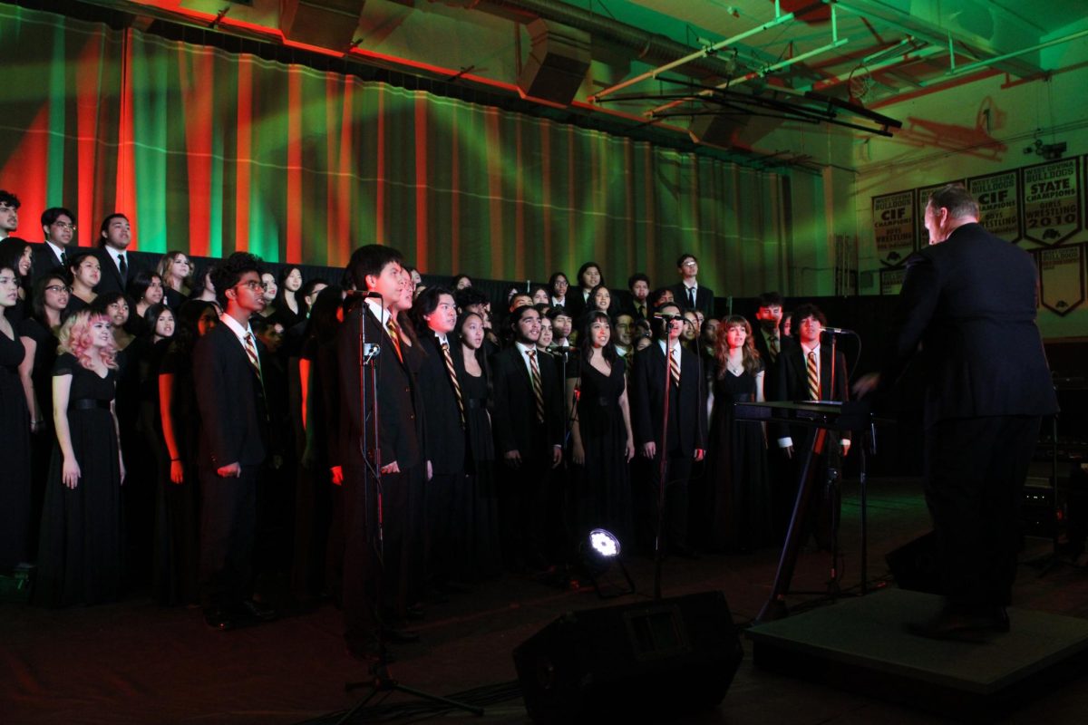 The choral department commences the winter concert with “It’s Beginning to Look Like Christmas” by Mark Hayes. Despite having to quickly learn multiple lyrics, the choral department had a good outcome.“It was a lot of work. It took like a few months of planning even though it was, like, crammed into two months we still, like, put in the hard work every single day. And, yeah, it just came out really nicely and I’m proud of what we did,” said freshman Samantha Hernandez.